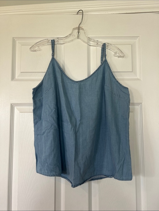 George Tops - 🌷6/$20🌷 George Light Blue Chambray Cami Top